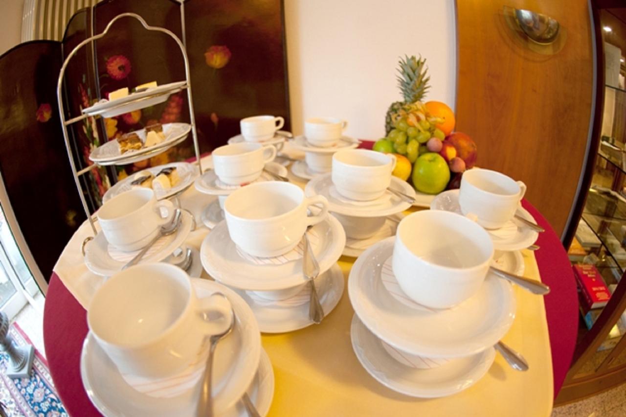 Classic Hotel קארסט מראה חיצוני תמונה